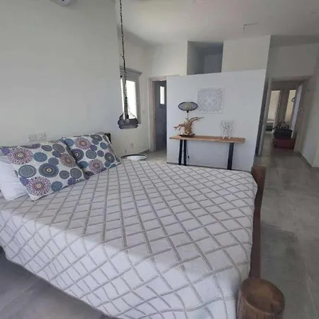Infinity Blue Villa Lachi